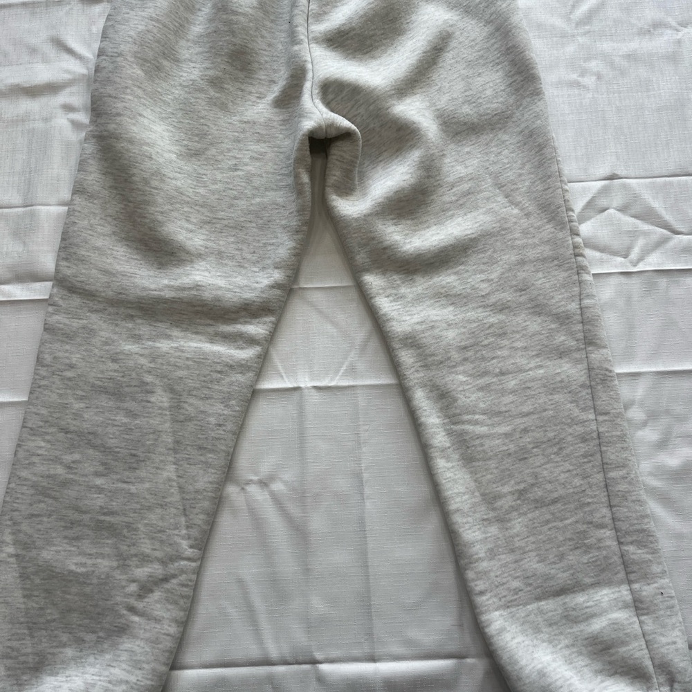 Women's Gray Joggers with Los Angeles Print - Picture 5 of 6